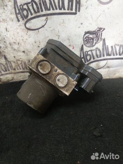 Блок abs Hyundai Solaris седан G4FC 2013