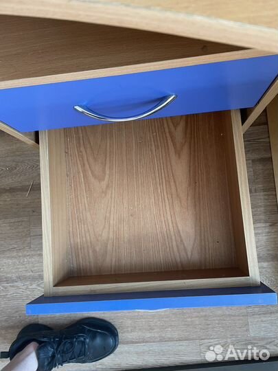 Компьютерный стол