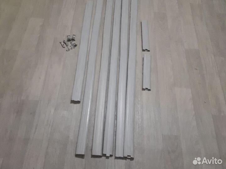 Плинтус напольный пластиковый б у цена за 6 шт