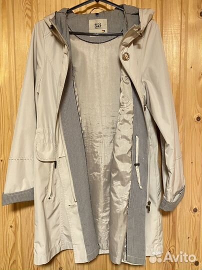 Плащ женский 46 размер