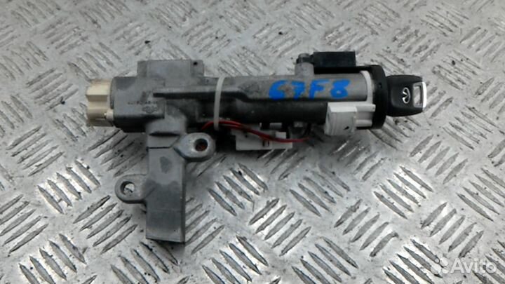 Замок зажигания D87007S600 Infiniti QX56 -JA60 (20