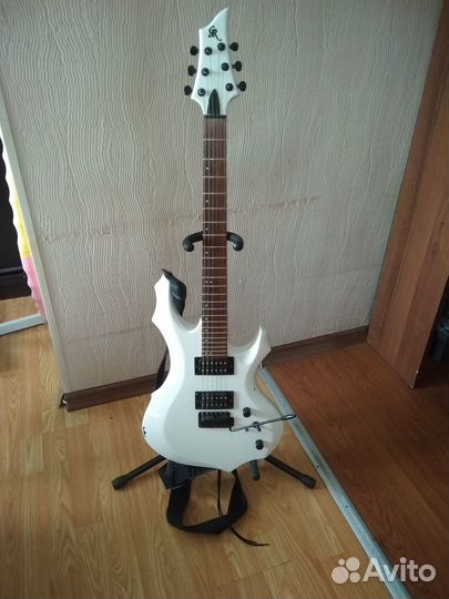 Электрогитара GrassRoots GR-FRG WH
