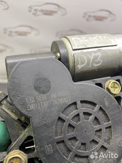 Стеклоподъемник задний левый Mazda Demio DY3