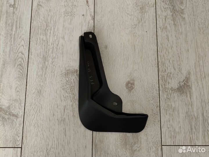 Брызговик задний левый хэтчбек ford focus III