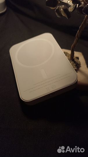 Power bank, battery pack (magsafe)