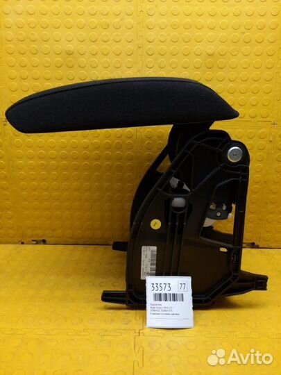 Подлокотник Skoda Octavia cwva 2017