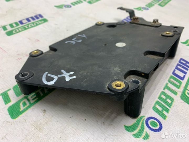 Кронштейн Opel Astra H Z16XER 2006