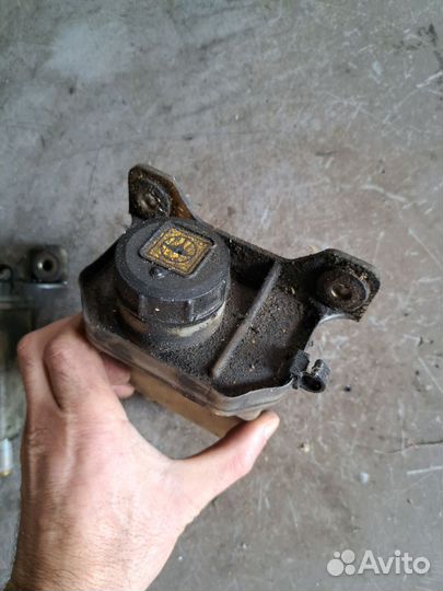 Бачок гидроусилителя Lancia libra