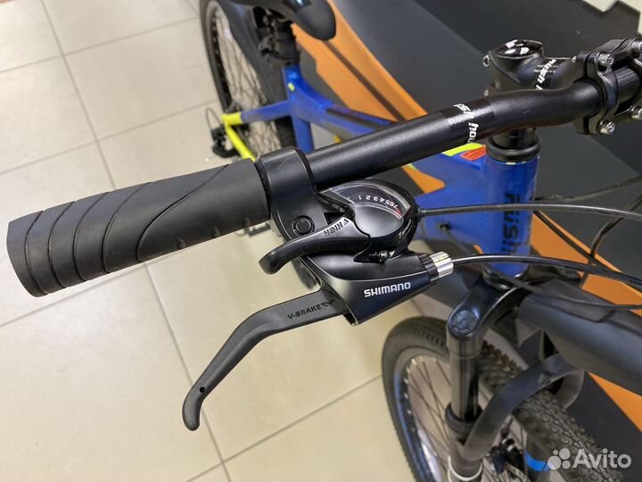 Велосипед алюминиев. rush hour XS 650