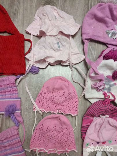 Шапки,шлемы, варежки для двойни 50-54