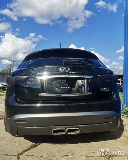 Infiniti qx 70 крышка багажника в сборе