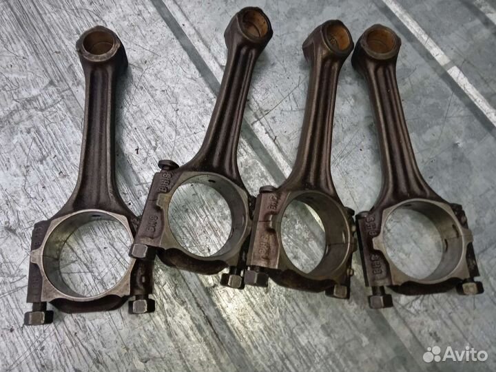 Шатун 1.6 AHL AKL Фольксваген Пассат Б5 Гольф 4
