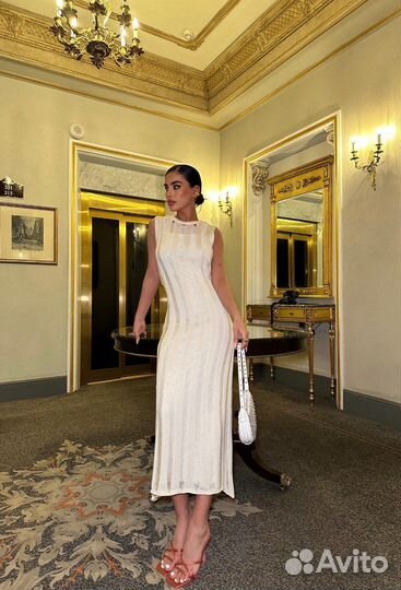 Летнее платье вязанное