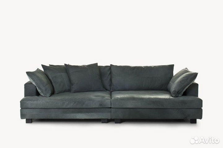 Кожаный диван