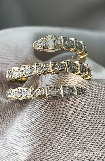 Кольцо с бриллиантами