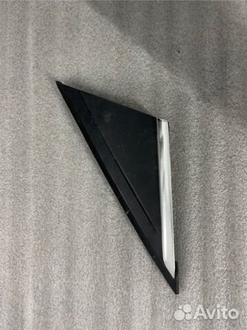 Накладка крыла Уголок зеркала левая Ford Focus 3