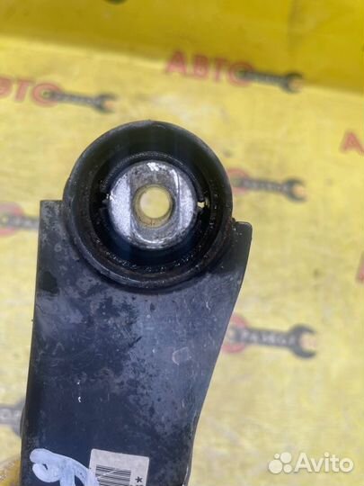 Рычаг подвески задний правый Skoda Octavia A5 cdab