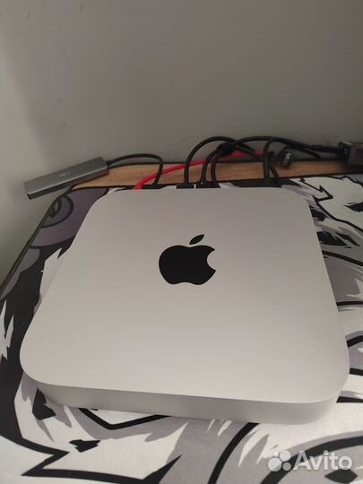 Apple Mac mini m2 + trackpad 3