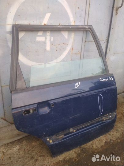 Дверь задняя правая Volkswagen Passat B3