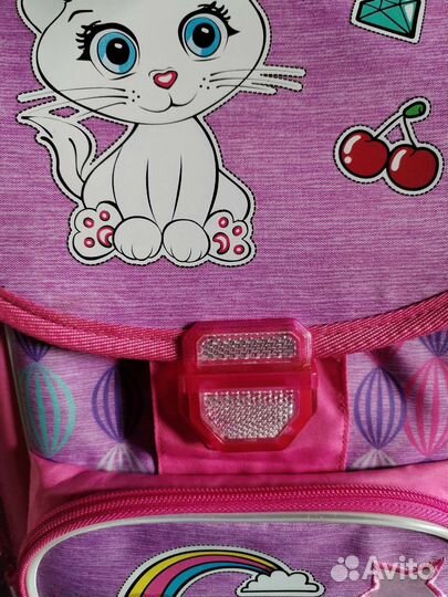 Рюкзак для первоклассника ортопедический новый