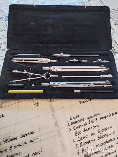 Готовальня у 14 СССР