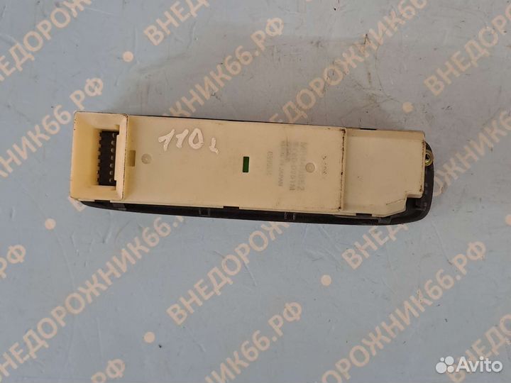 Блок стеклоподъемников Mitsubishi Pajero 3 00-02