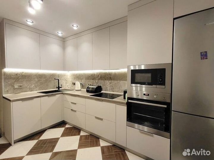 Кухни на заказ / Под ключ