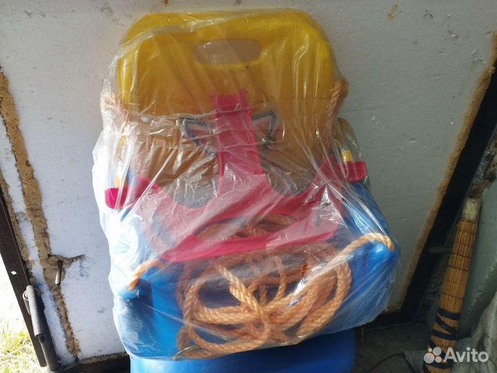 Детская качелька подвесная