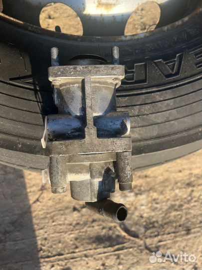 Кран тормозной