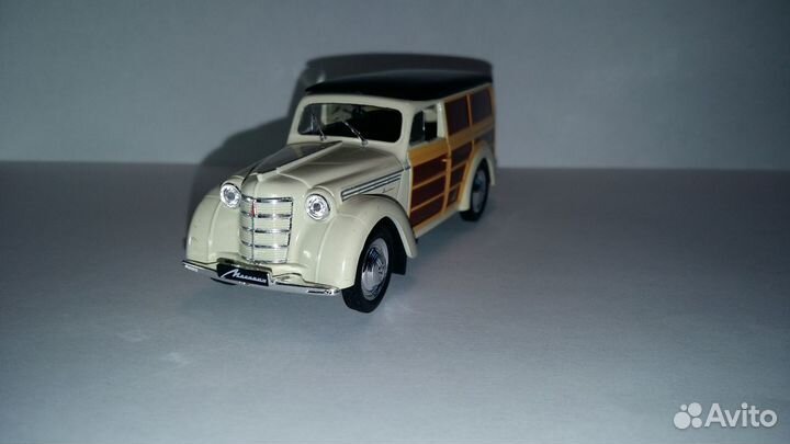 Масштабная модель автомобиля Москвич-400-422