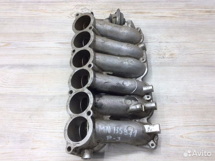 Коллектор впускной Mitsubishi Pajero/Montero Iii