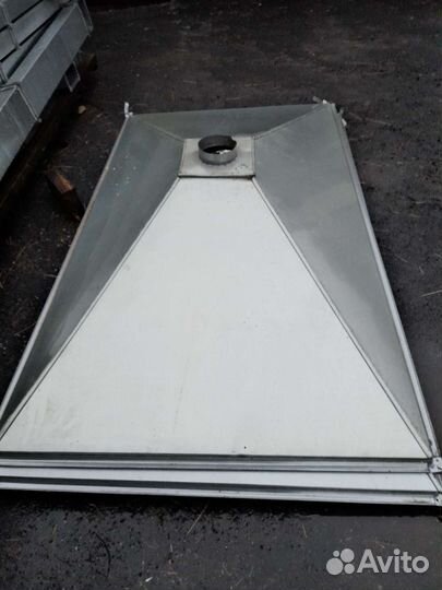 Зонт вытяжной