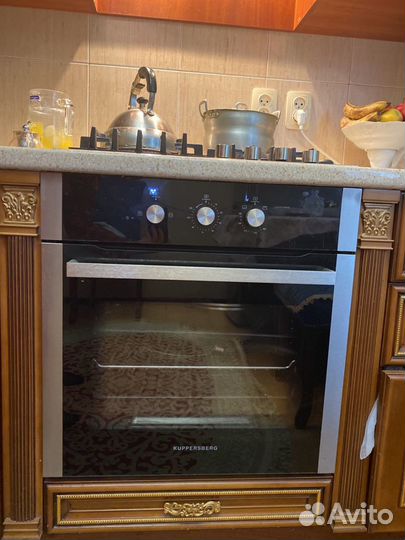 Духовой шкаф