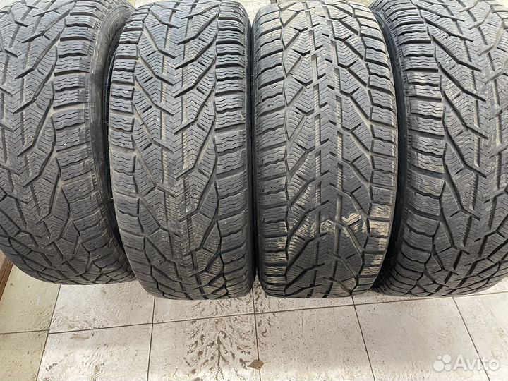 Kormoran SUV Snow 275/45 R20