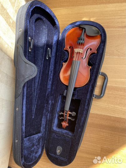 Новая ученическая немецкая скрипка 1/8