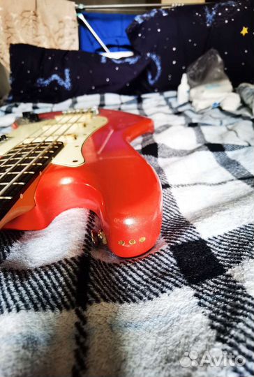 Бас гитара Grass Roots Tetsuya jaguar