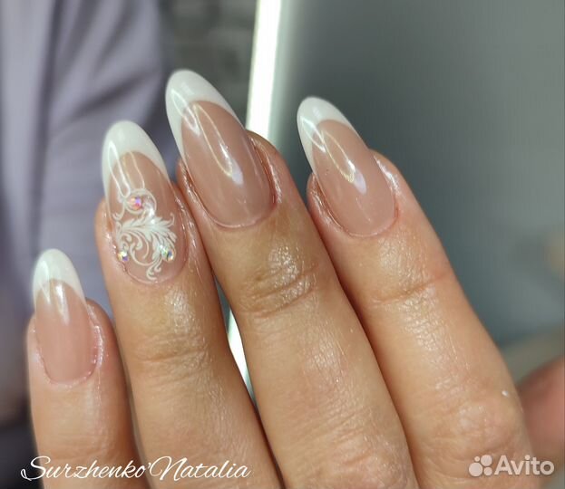 Маникюр и педикюр