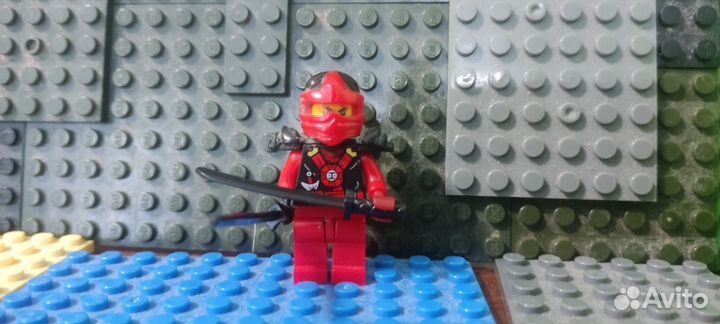 Lego мини фигурки
