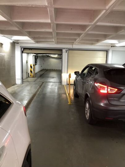 Машиноместо, 18 м²