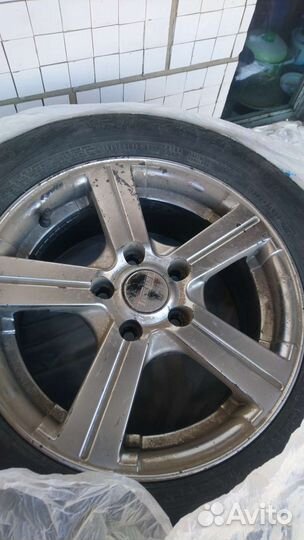 Продам колеса. Литьё. nokian 195/65/15. Б/у один г