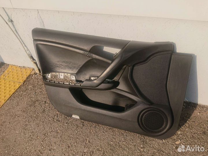 Обшивка карта двери Хонда Аккорд