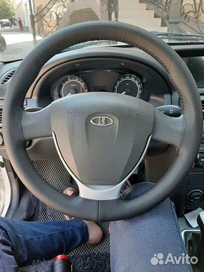 Оплетка обшивка руля