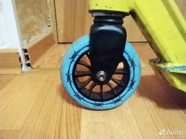 Трюковой самокат