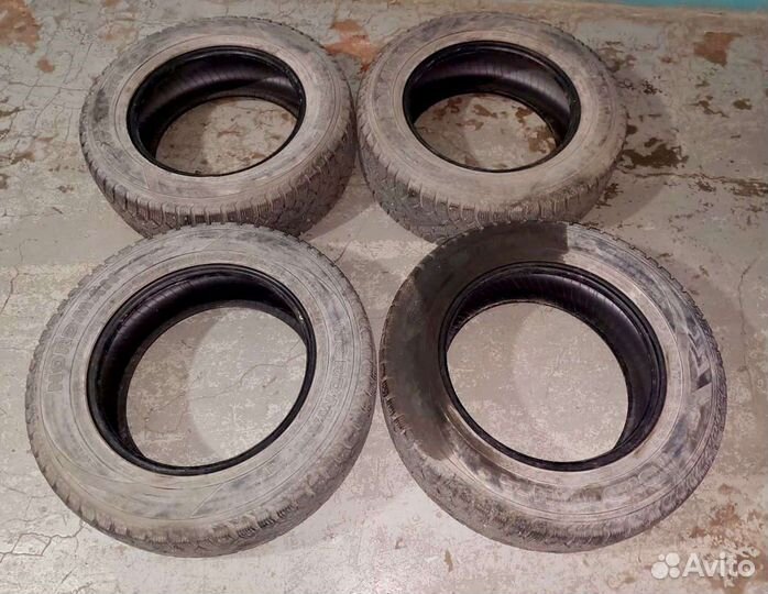 Nordman Nordman 4 215/65 R16