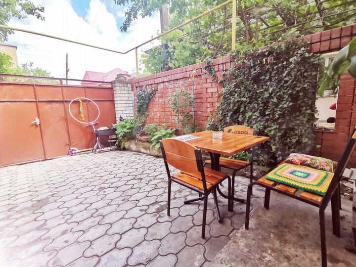 Дом 65 м² на участке 2 сот.