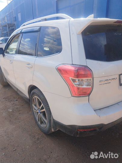 В разборе subaru forester SJ 12-15г 2л cvt