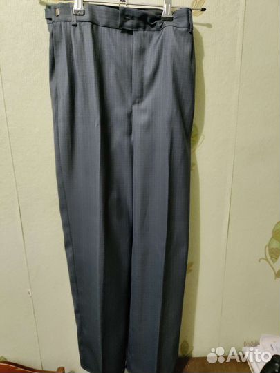 Костюм школьный