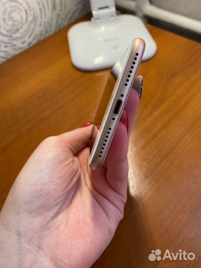iPhone 8 Plus, 64 ГБ