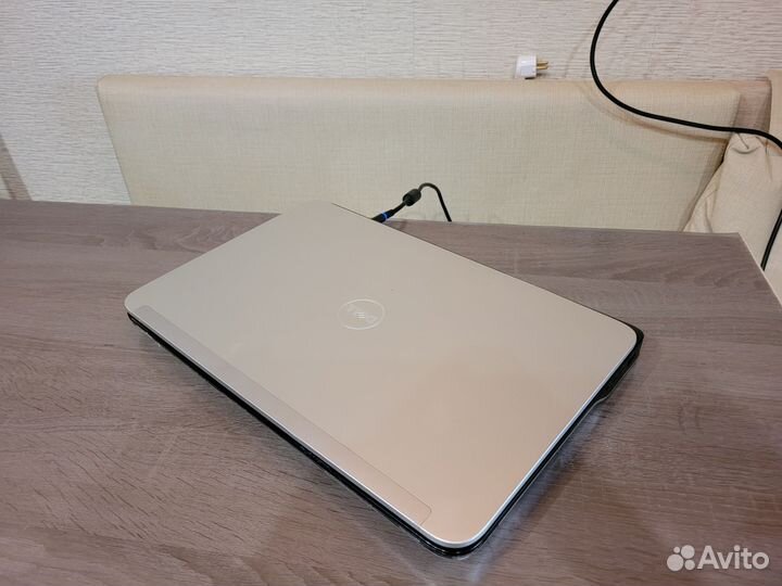 Ноутбук dell