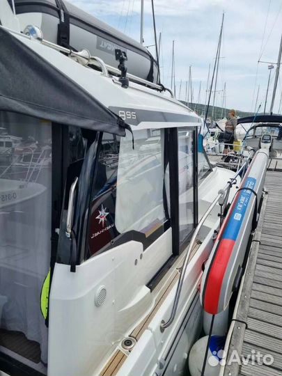 2023 Jeanneau Merry Fisher 895 Offshore в наличии
